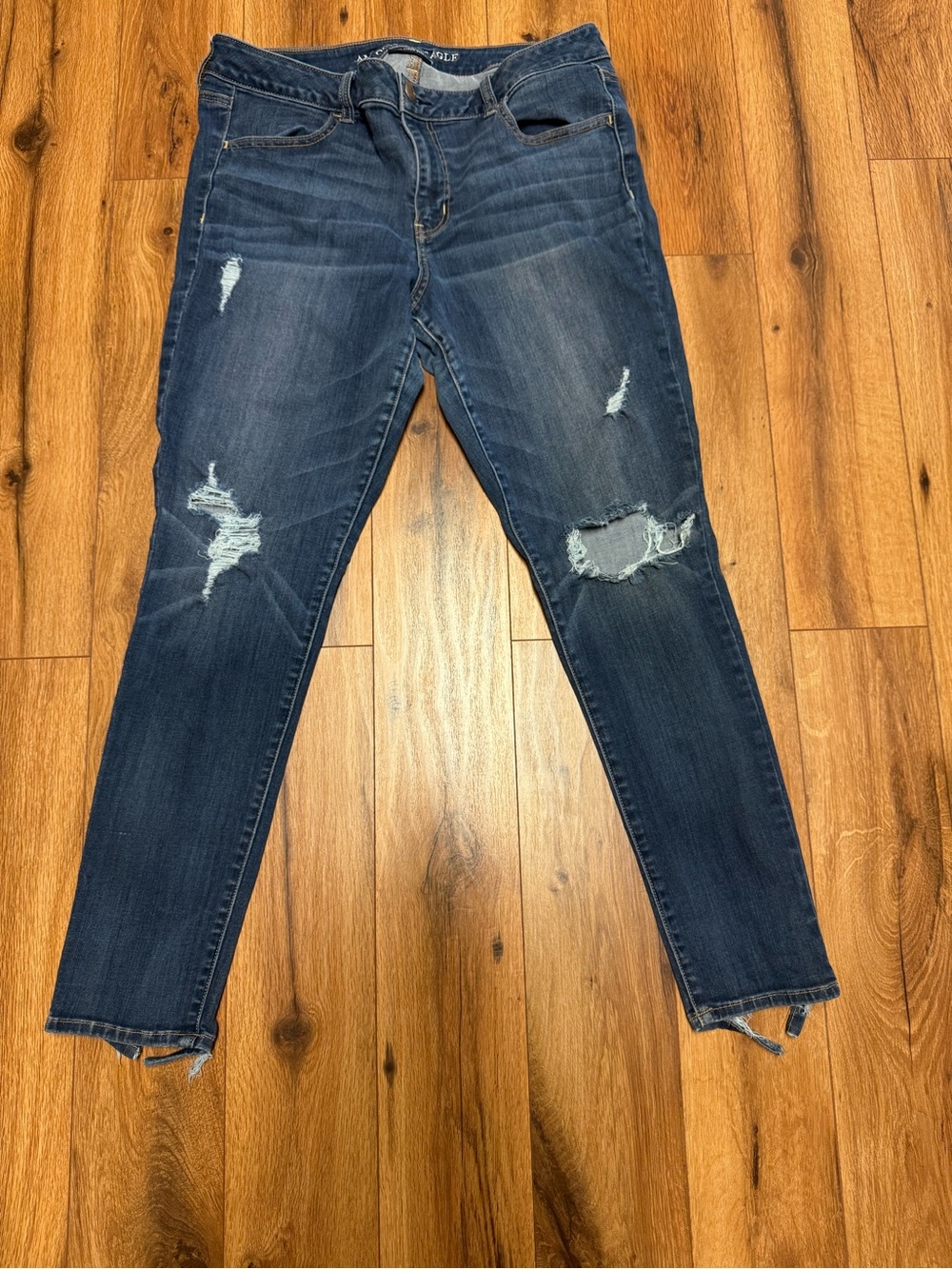 American Eagle AEO Denim X Cafe Super Super Stretch Jeggings | Distressed |